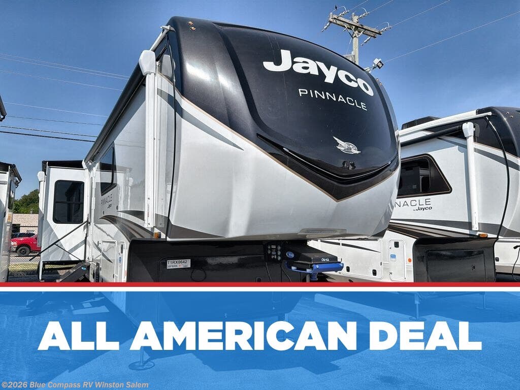 New 2026 Jayco Pinnacle 38FBRK available in Rural Hall, North Carolina