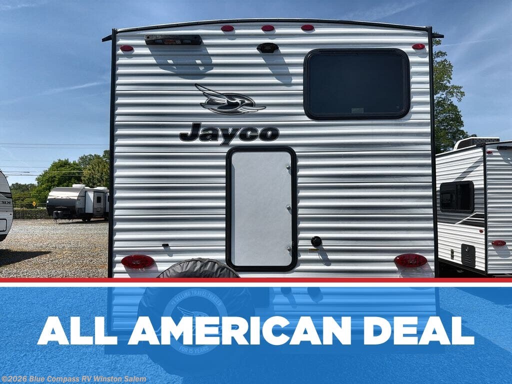New 2026 Jayco Jay Flight SLX 295TBS available in Rural Hall, North Carolina