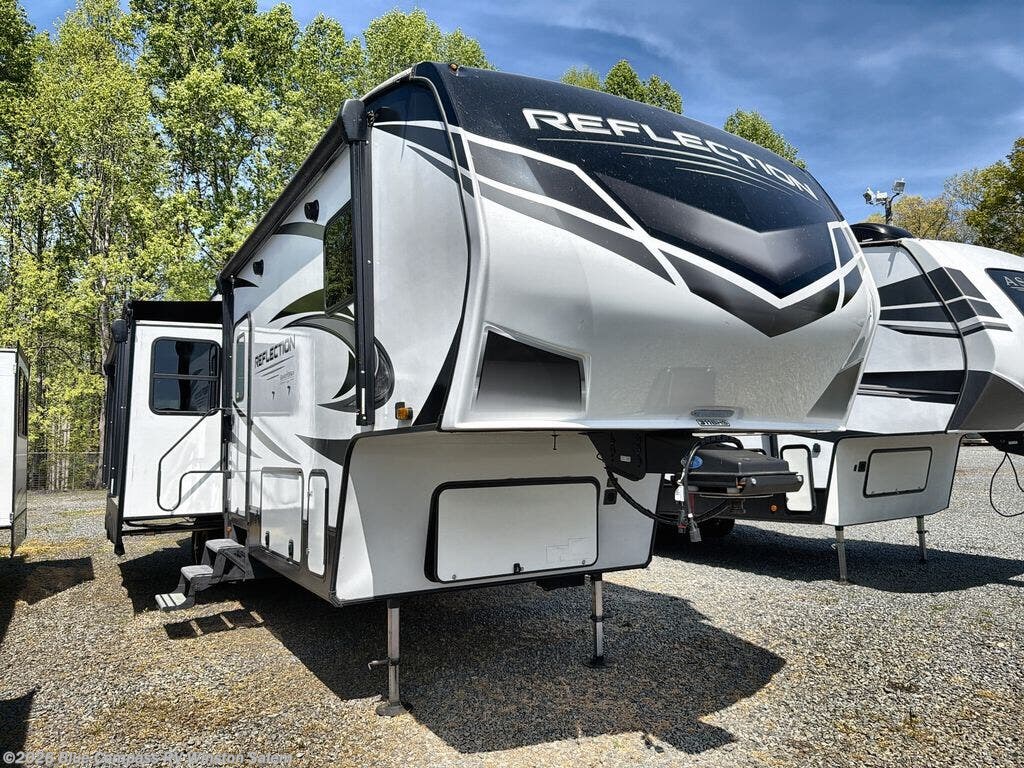 Used 2021 Grand Design Reflection 311BHS available in Rural Hall, North Carolina