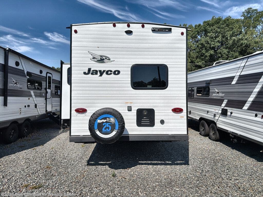 New 2027 Jayco Jay Flight SLX 261BHS available in Rural Hall, North Carolina