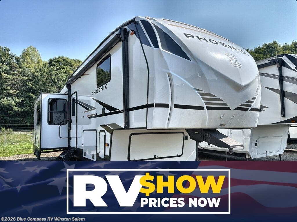 Used 2025 Shasta Phoenix 298RLS available in Rural Hall, North Carolina
