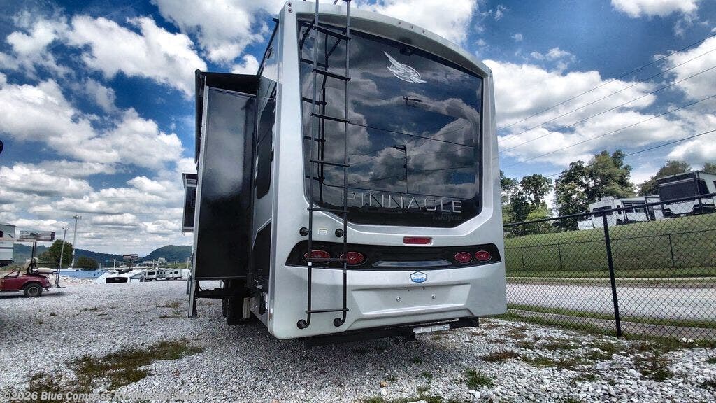 New 2027 Jayco Pinnacle 32RLTS available in Rural Hall, North Carolina