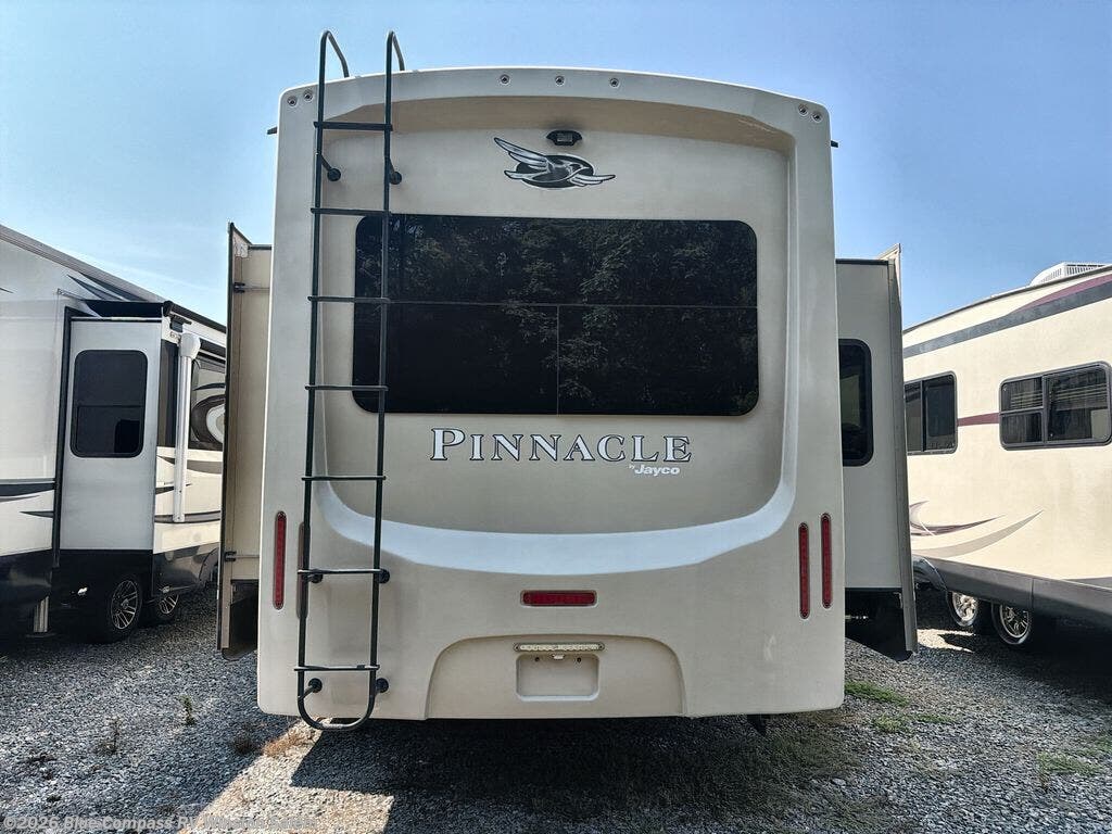 Used 2019 Jayco Pinnacle 37RLWS available in Rural Hall, North Carolina