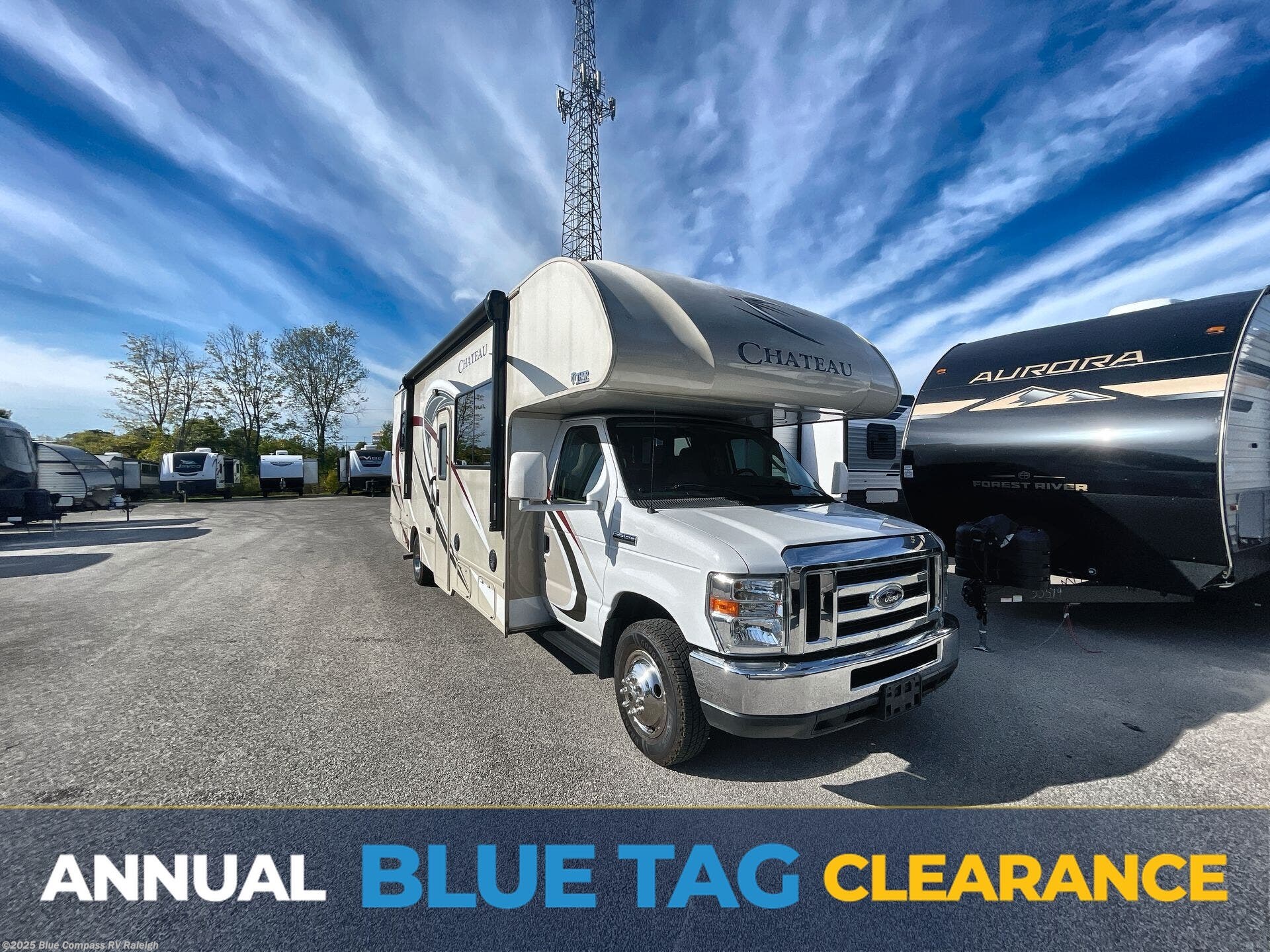 Used 2017 Thor Motor Coach Chateau 28Z available in Raleigh, North Carolina