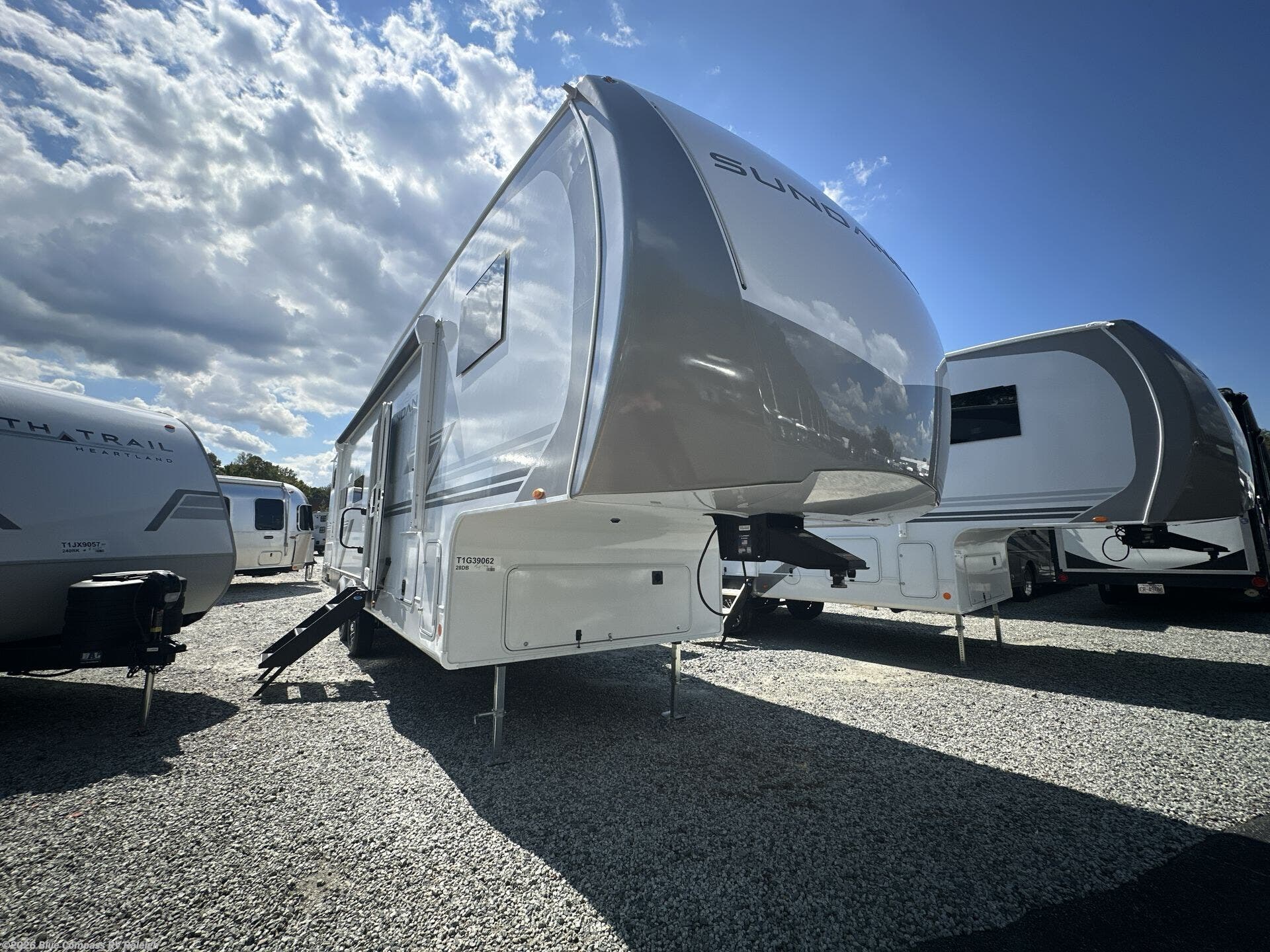 New 2026 Heartland Sundance XLT 28DB available in Raleigh, North Carolina