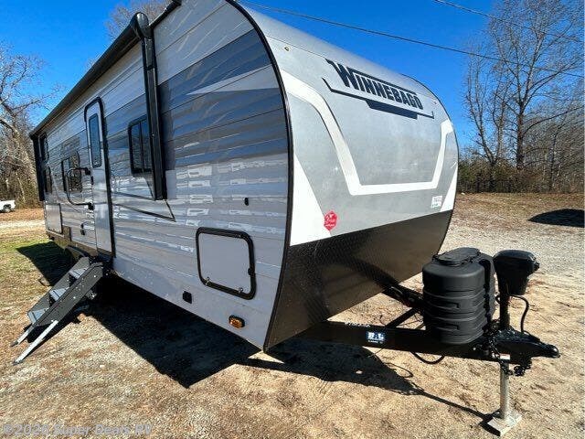 New 2024  Winnebago  26BH NEW by Winnebago from Super Deals RV in Temple, GA