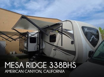 Used 2021 Highland Ridge Mesa Ridge 338BHS available in American Canyon, California