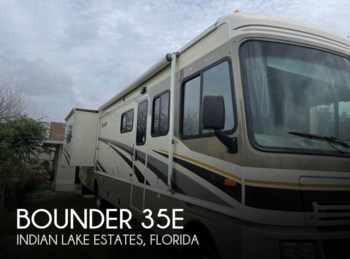 Used 2005 Fleetwood Bounder 35E available in Indian Lake Estates, Florida