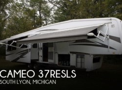 Used 2011 Carriage Cameo 37RESLS available in South Lyon, Michigan
