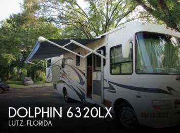Used 2005 National RV Dolphin 6320LX available in Lutz, Florida