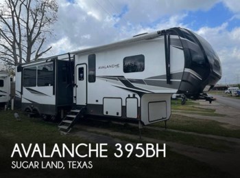 Used 2020 Keystone Avalanche 395BH available in Sugar Land, Texas