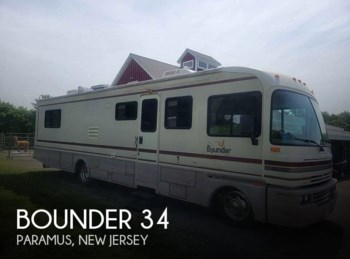 Used 1994 Fleetwood Bounder 34 available in Paramus, New Jersey