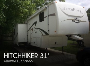 Used 2012 Nu-Wa Hitchhiker 31.5 UKRL available in Shawnee, Kansas