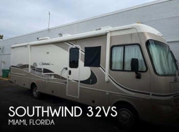 Used 2004 Fleetwood Southwind 32VS available in Miami, Florida