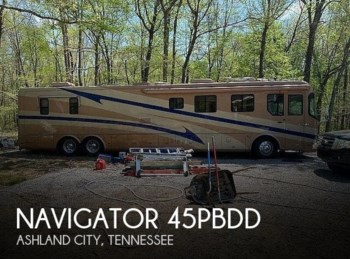 Used 2003 Holiday Rambler Navigator 45PBDD available in Ashland City, Tennessee
