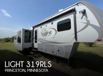 Used 2016 Highland Ridge Light 319RLS available in Princeton, Minnesota