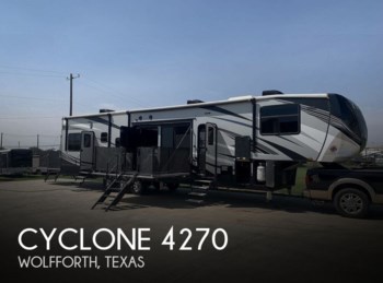 Used 2019 Heartland Cyclone 4270 available in Wolfforth, Texas