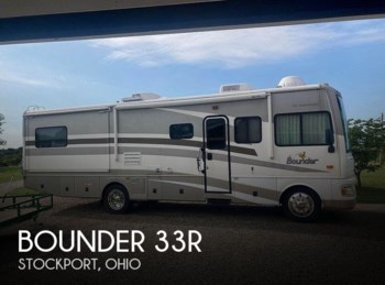 Used 2006 Fleetwood Bounder 33R available in Stockport, Ohio