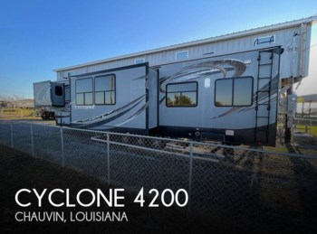 Used 2015 Heartland Cyclone 4200 available in Chauvin, Louisiana