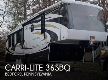 Used 2010 Carriage Carri-Lite 36SBQ available in Bedford, Pennsylvania