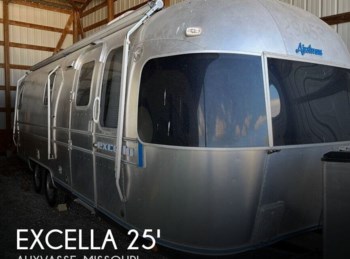 Used 1989 Airstream Excella 25 Foot Side-Bath available in Auxvasse, Missouri