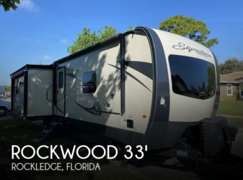 Used 2019 Forest River Rockwood Signature Ultra Lite 8332BS available in Rockledge, Florida