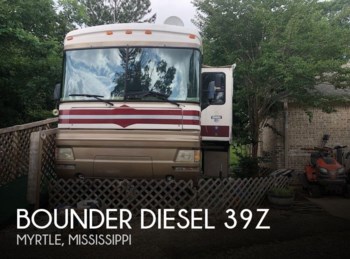 Used 2000 Fleetwood Bounder Diesel 39Z available in Myrtle, Mississippi