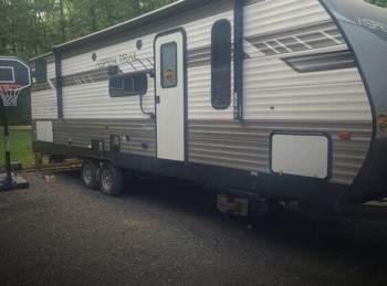 Used 2021 Dutchmen Aspen Trail LE 29BH available in Cabot, Arkansas