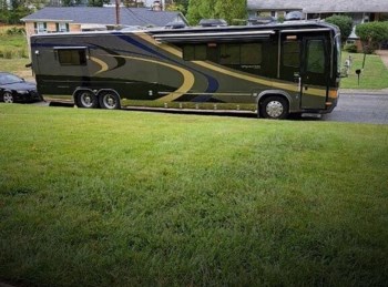 Used 2002 Monaco RV Signature Series Triple Crown 500hp available in Fort Washington, Maryland