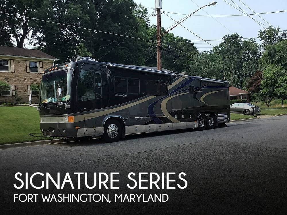 Used 2002 Monaco RV Signature Series 42 Triple Crown available in Fort Washington, Maryland