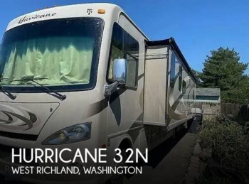 Used 2014 Thor Motor Coach Hurricane 32N available in West Richland, Washington