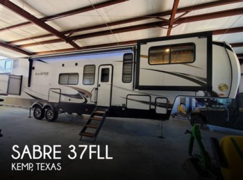 Used 2022 Forest River Sabre 37FLL available in Kemp, Texas