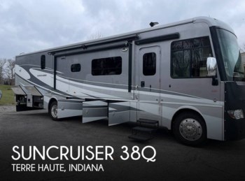 Used 2014 Itasca Suncruiser 38Q available in Terre Haute, Indiana