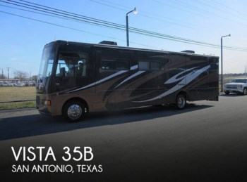 Used 2013 Winnebago Vista 35B available in San Antonio, Texas