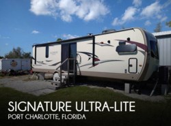 Used 2018 Rockwood  Signature Ultra-Lite 8335BSS available in Port Charlotte, Florida
