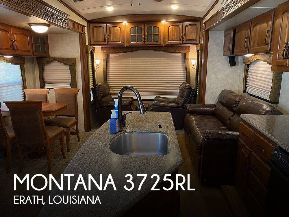 Used 2015 Keystone Montana 3725RL available in Erath, Louisiana