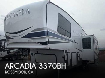 Used 2022 Keystone Arcadia 3370bh available in Los Alamitos, California
