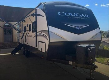 Used 2022 Keystone Cougar 25DBSWE available in Escondido, California