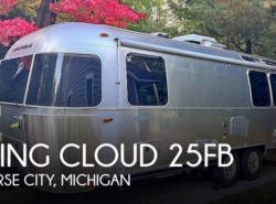 Used 2017 Airstream Flying Cloud 25FB available in Traverse City, Michigan