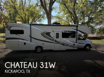 Used 2015 Thor Motor Coach Chateau 31W available in Frankston, Texas