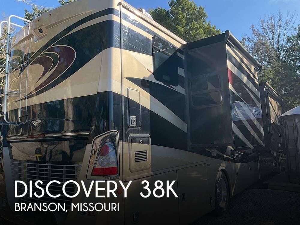 Used 2017 Fleetwood Discovery 38K available in Branson, Missouri