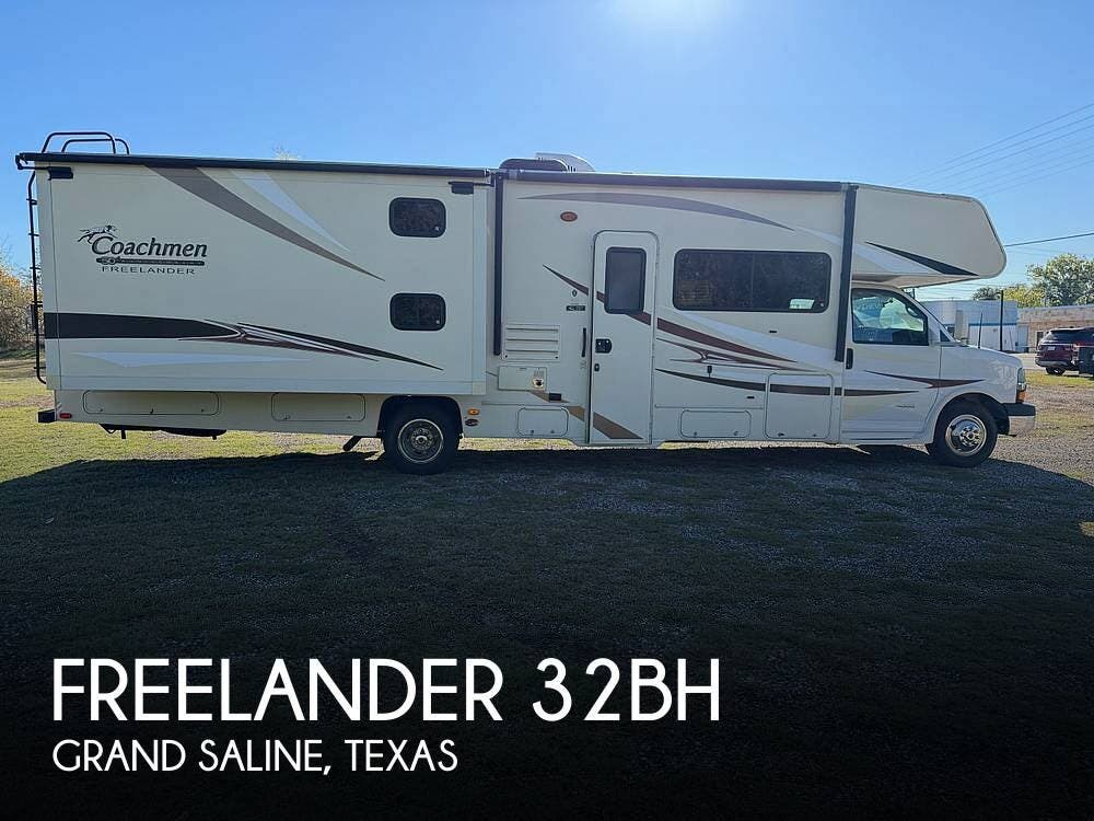 Used 2014 Coachmen Freelander 32BH available in Grand Saline, Texas