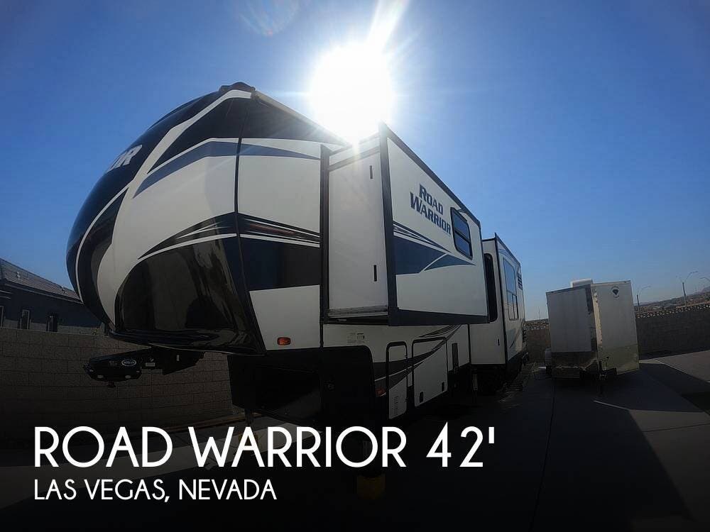 Used 2020  Heartland Road Warrior Toy Hauler 414 by Heartland from Pop RVs in Las Vegas, NV