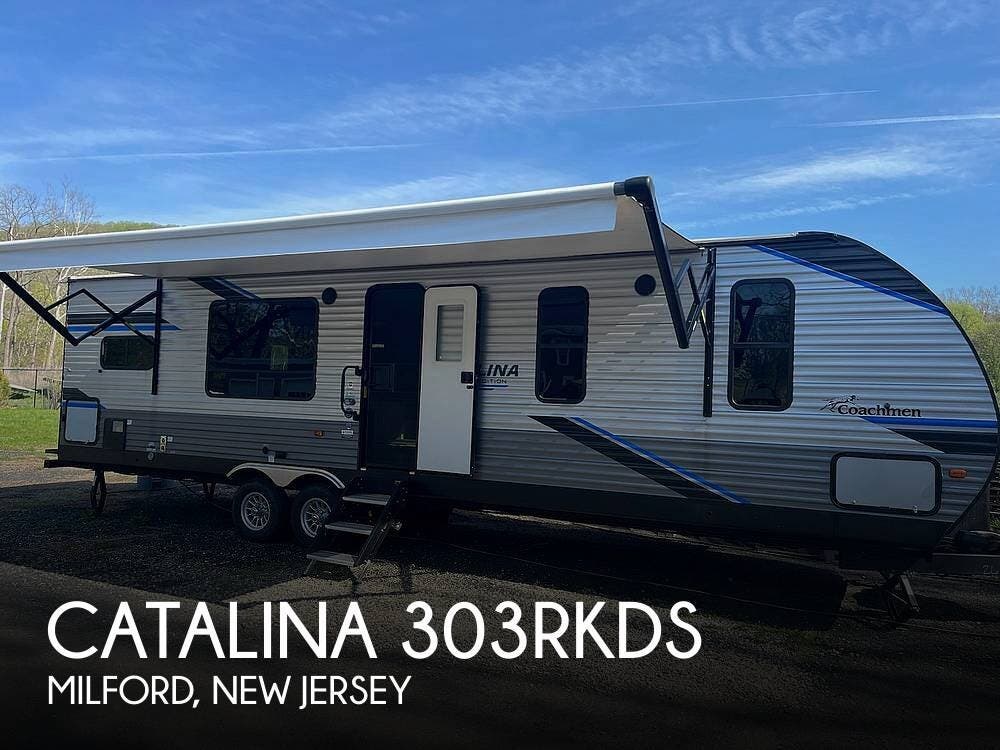Used 2022 Coachmen Catalina 303RKDS available in Milford, New Jersey