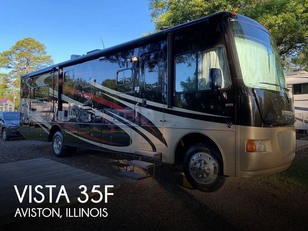 Used 2014 Winnebago Vista 35F available in Aviston, Illinois