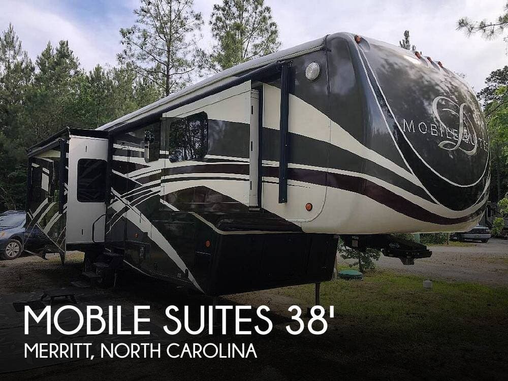 Used 2016 DRV Mobile Suites 38RSSA available in Merritt, North Carolina