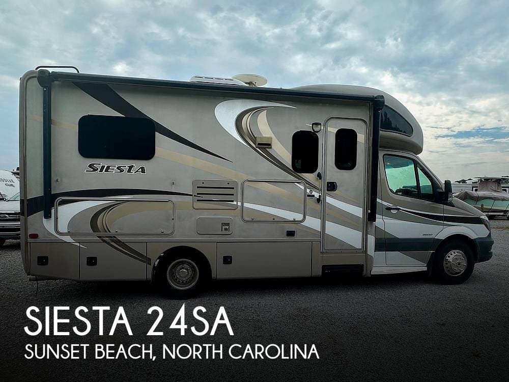 Used 2015 Thor Motor Coach Siesta 24SA available in Sunset Beach, North Carolina