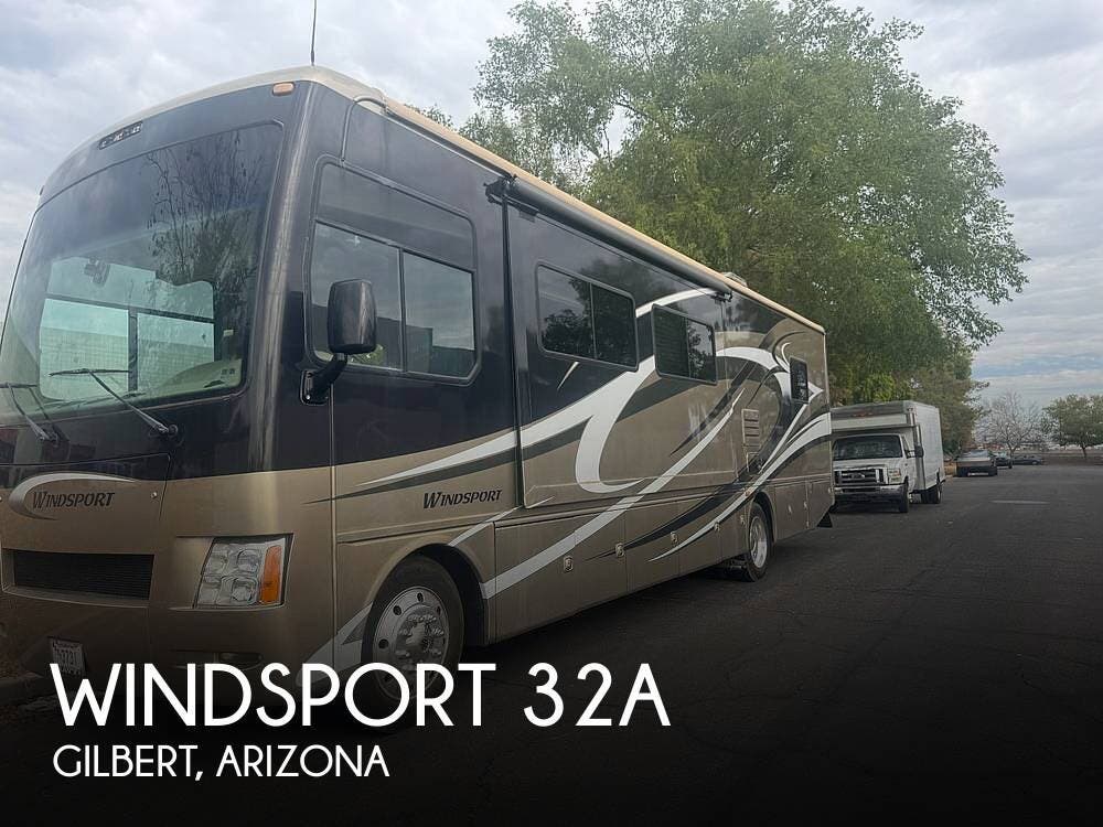 Used 2010 Thor Motor Coach Windsport 32A available in Gilbert, Arizona