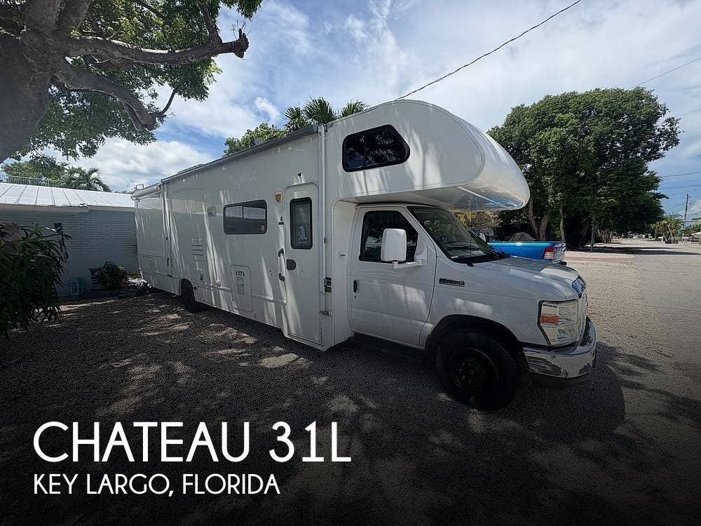 Used 2013 Thor Motor Coach Chateau 31L available in Key Largo, Florida