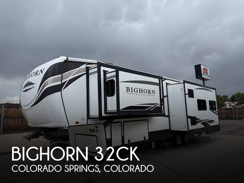 Used 2019 Heartland Bighorn Traveler 32CK available in Colorado Springs, Colorado